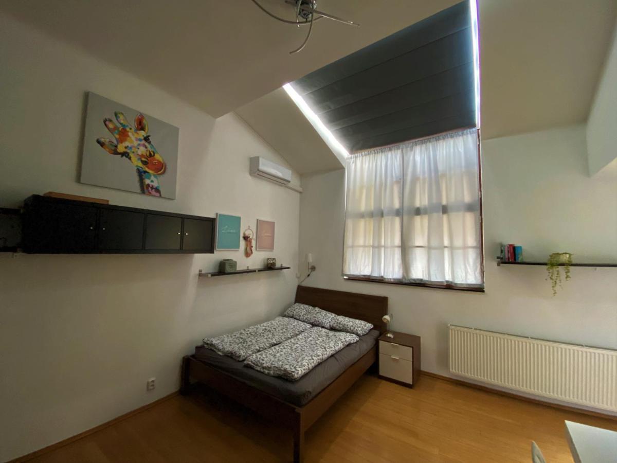 Black Eagle Apartments Prague Exterior photo